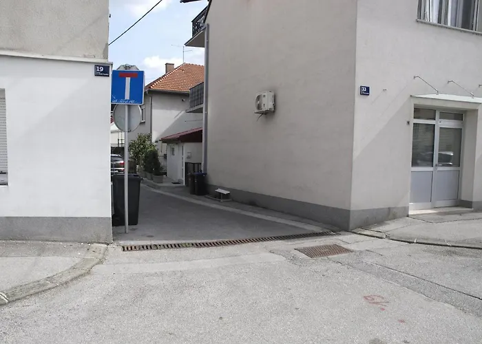 Cozy Studio Apartment Tian In Zagreb